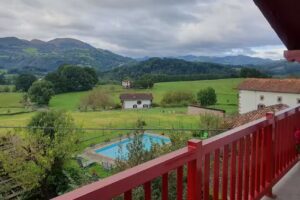 Apartamentos Hiru Kabi