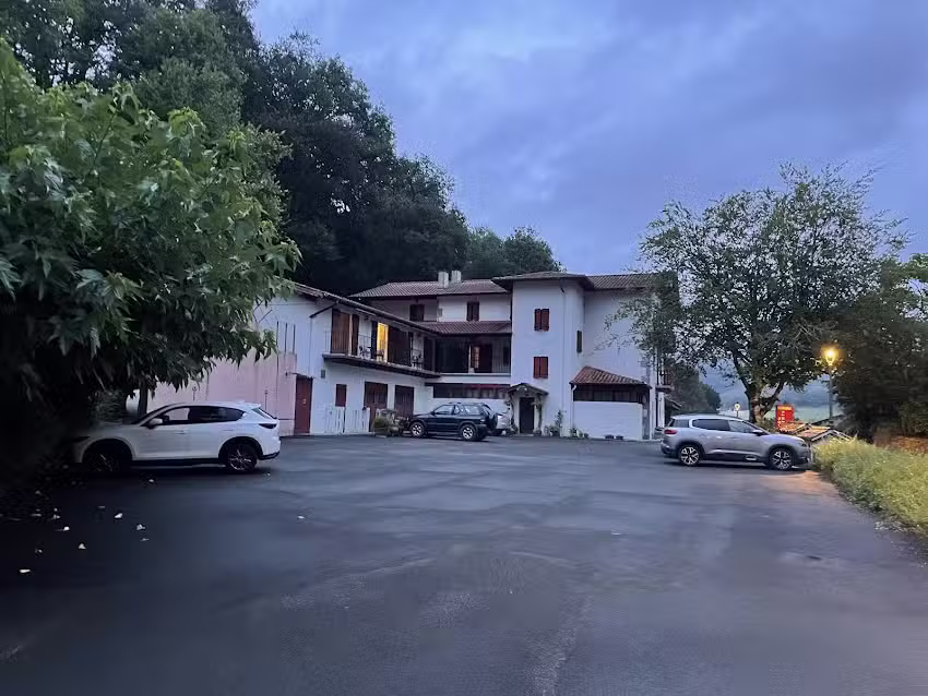 Apartamentos Ikaburua