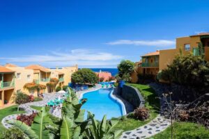 Apartamentos La Caleta