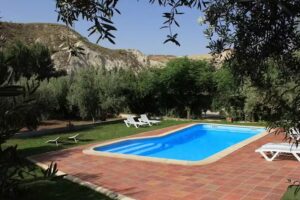 Apartamentos La Granja