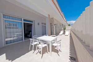 Apartamentos La Laguna