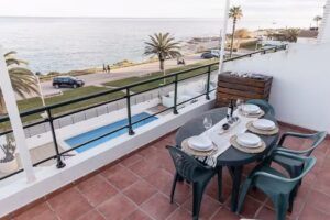 Apartamentos LA PARRETA PRIMERA LINEA