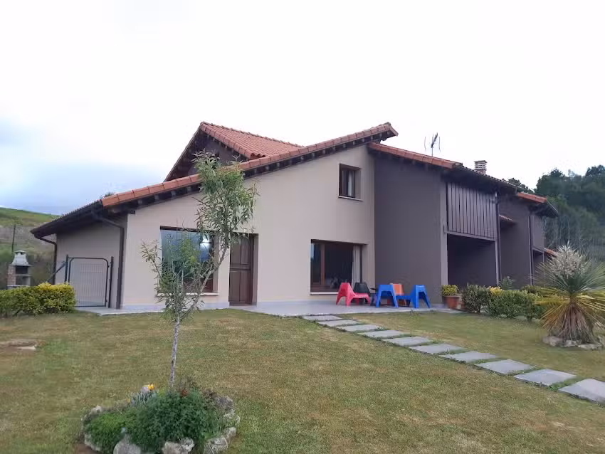 Apartamentos La Senda