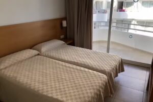 Apartamentos Mar y Playa