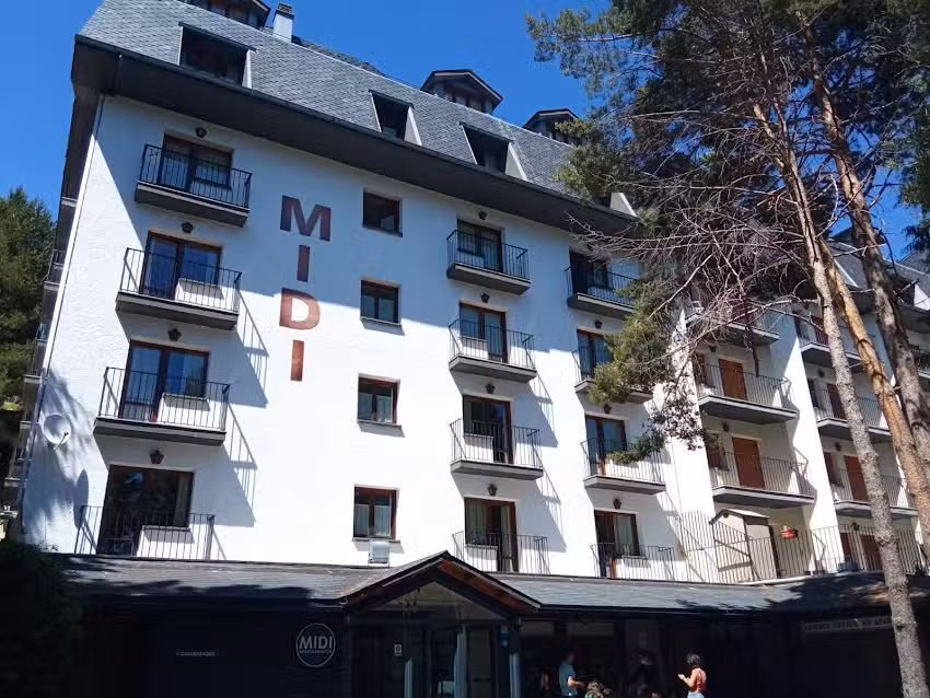 Apartamentos Midi