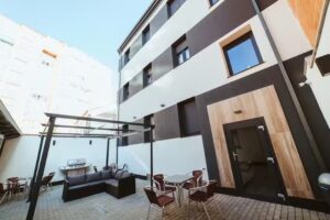 Apartamentos MK77 León – La Palomera