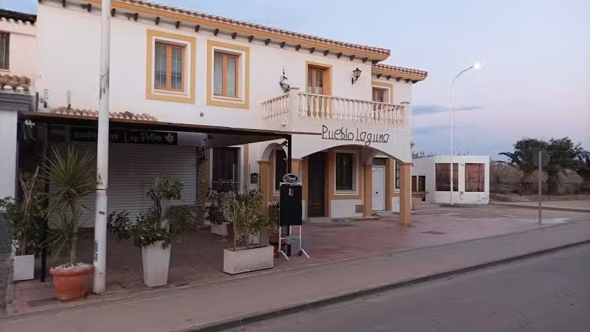 Apartamentos Pueblo Laguna