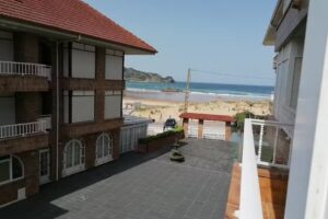 Apartamentos Regollera