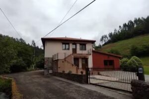 Apartamentos Riberas del Nalon