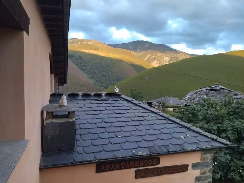 Apartamentos Rurales El Valledor