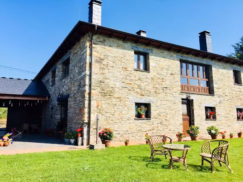 Apartamentos Rurales La Quintana de Zarauza