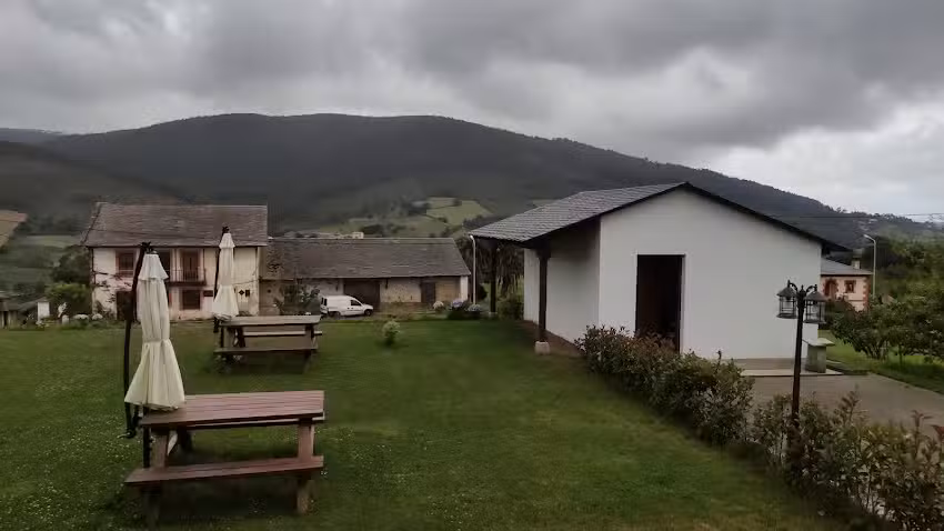 Apartamentos Rurales Puerta del Castro