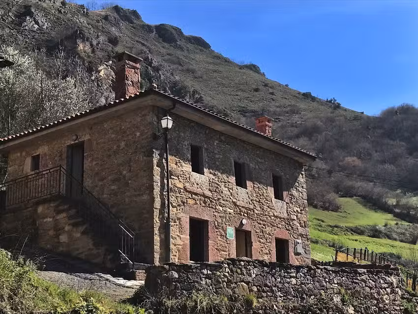 Apartamentos Rurales Xaranzana