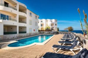 Apartamentos Sol Ponent