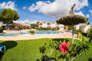 Apartamentos Sol Romántica by DOT Suites