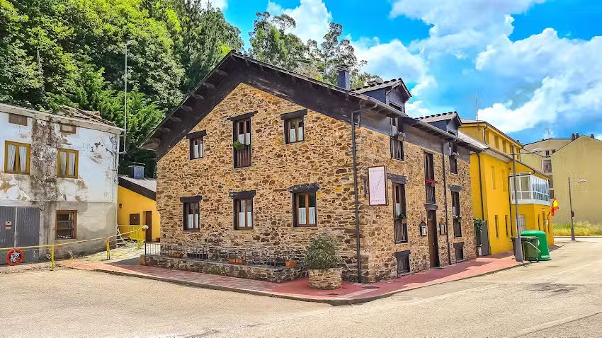 Apartamentos Turísticos A Estación