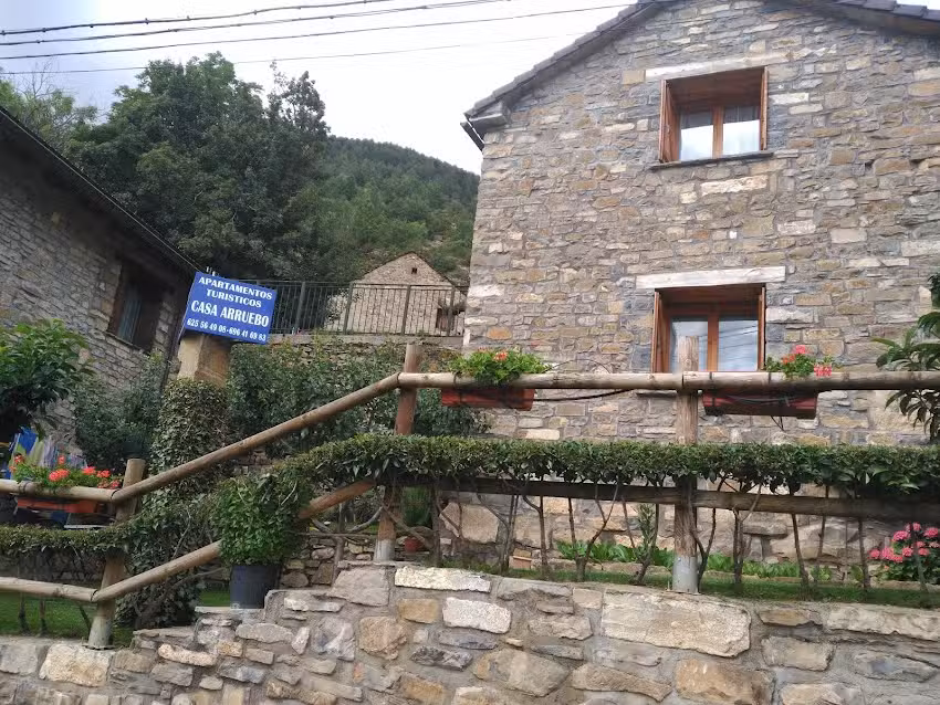 Apartamentos Turisticos Casa Arruebo