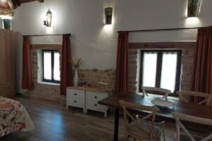 Apartamentos Turísticos El AOVE