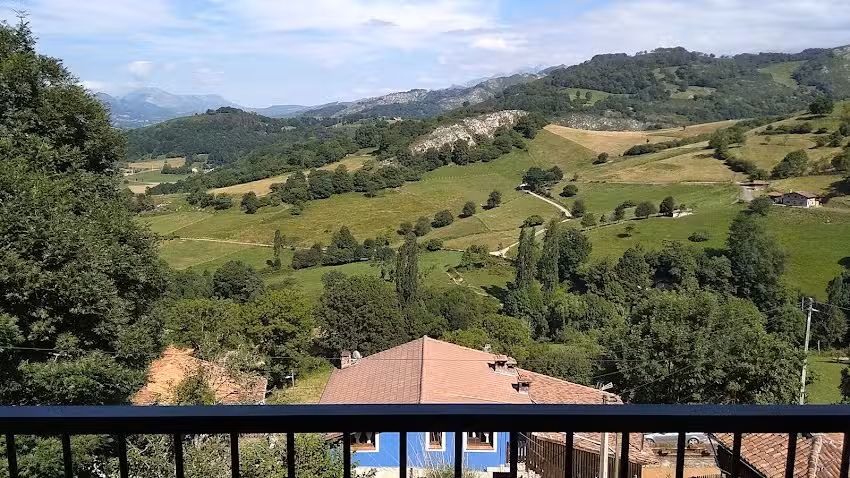 Apartamentos Turisticos El Llanin Asturias