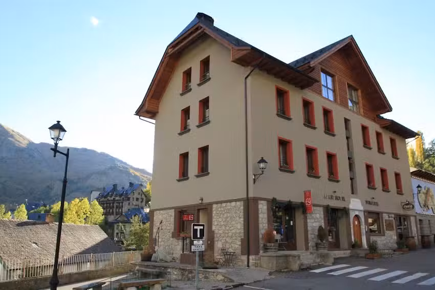 Apartamentos Turísticos Foratata