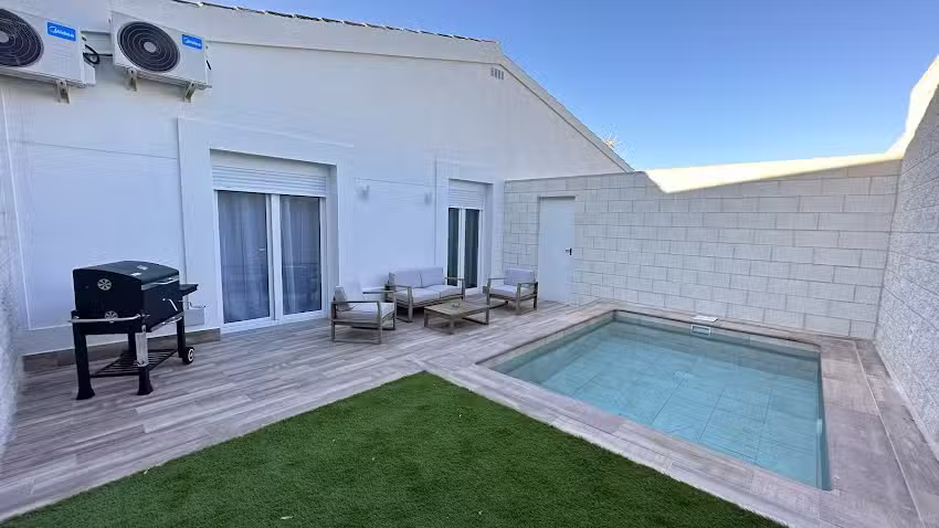 Apartamentos Turísticos Huellas de la Mancha