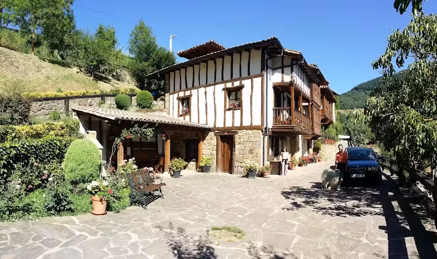 APARTAMENTOS TURÍSTICOS LA COTERA
