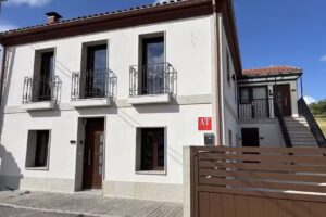 APARTAMENTOS TURÍSTICOS O GRILO