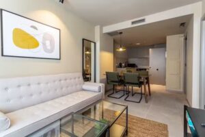 APARTAMENTOS TURÍSTICOS VALENCIA – 87 LLAVES