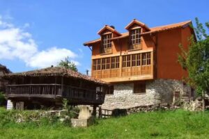 Apartamentos Valdecarzana