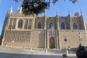 Apartamentos Virgen Blanca