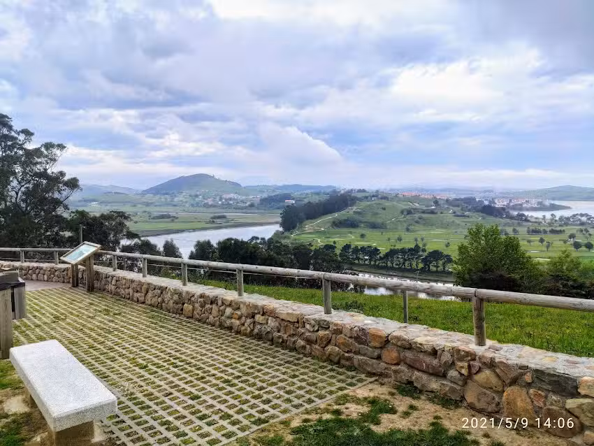 Apartamentos y villa Playa de Covachos