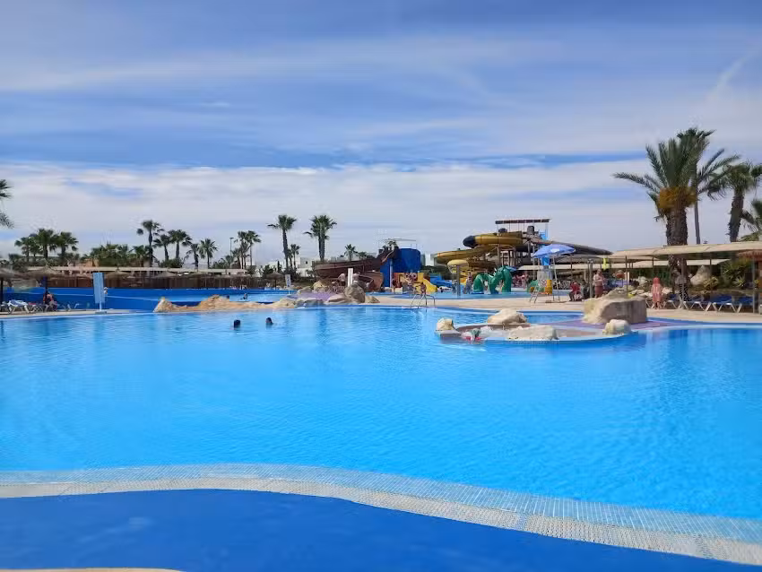 Aparthotel Flora Park