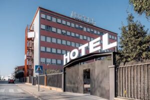 ApartHotel Montcada