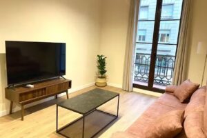 Apartmentos Anais by gaiarooms