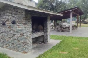 AREA AUTOCARAVANAS MOSTEIRO-POL