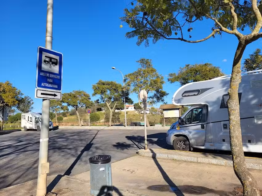 Área autocaravanas Valverde del Camino