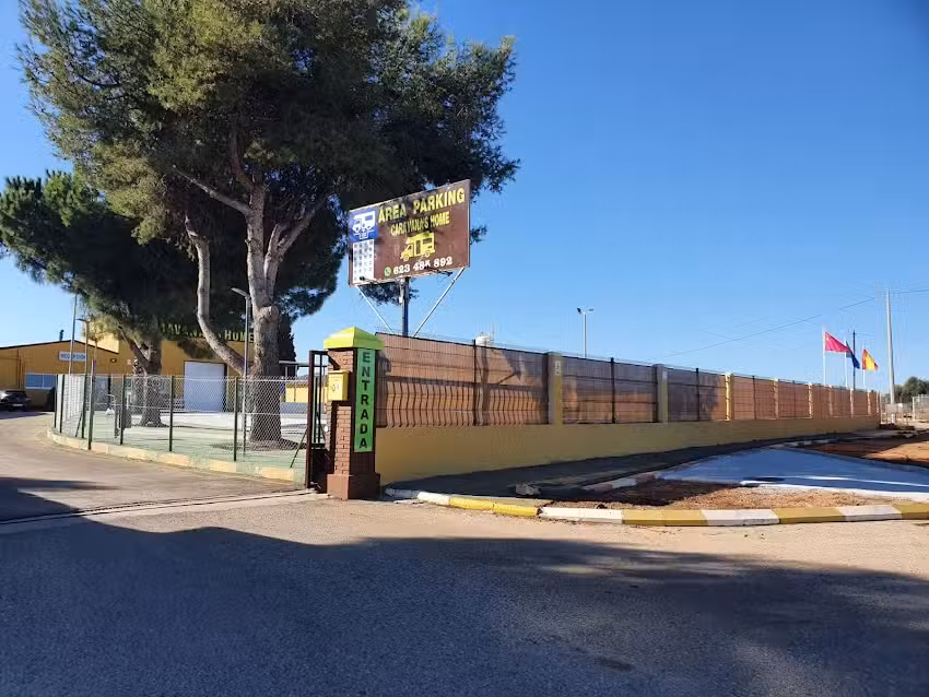Área Camping Camper Park Caravanas Home
