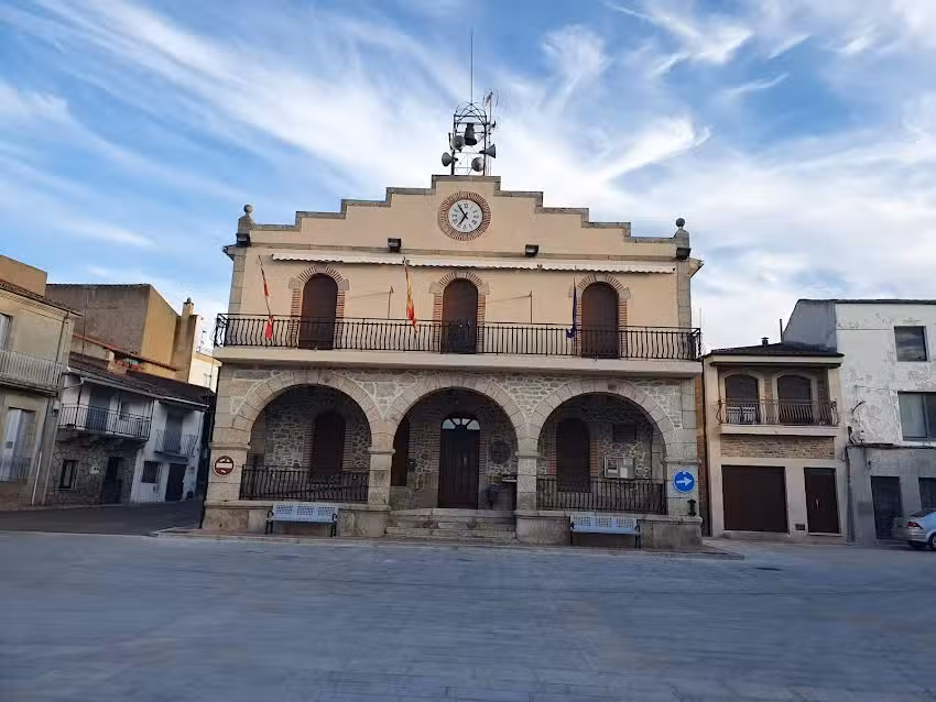 Área de Aparcamiento para Autocaravanas de Villarino de los Aires.