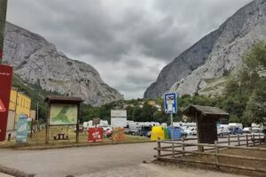 Área de Autocaravanas de Entrago. Teverga
