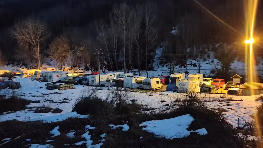 Área de autocaravanas de Isaba