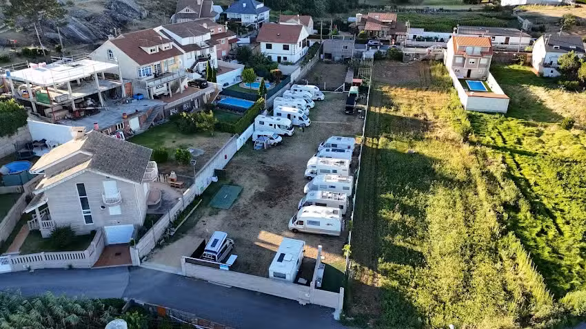 Área de autocaravanas illa de arousa (con do forno)