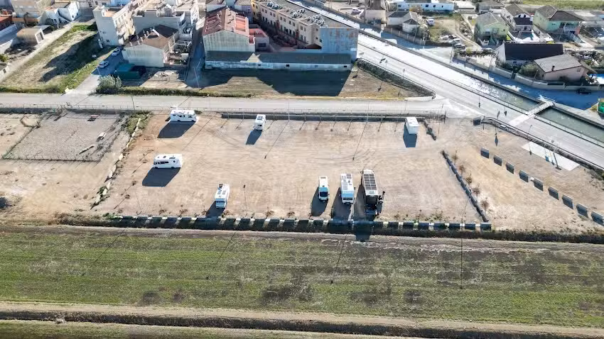 Área de autocaravanas San Jaume de Enveja