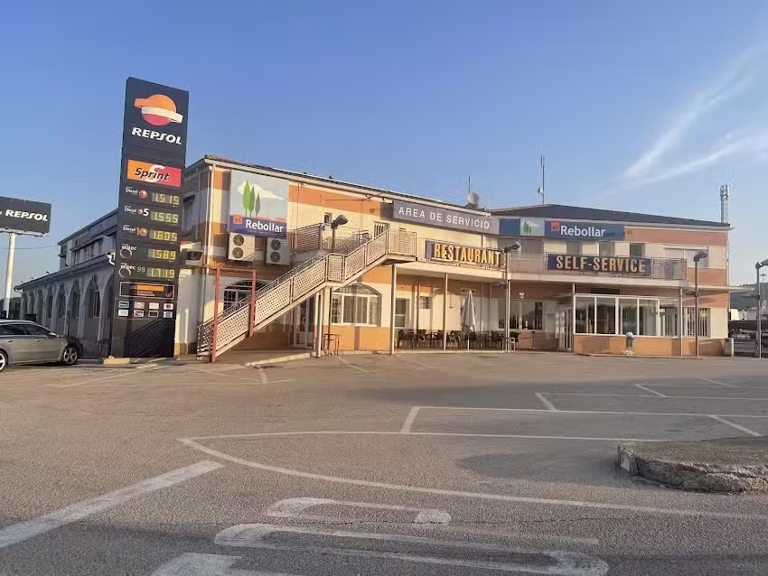 Área de servicio «El Rebollar»