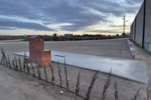 ÁREA DE SERVICIO Y PERNOCTA PARA AUTOCARAVANAS DE MAHORA.