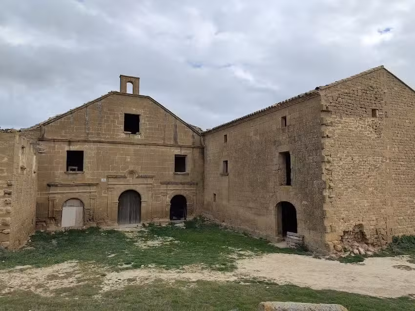 ÁREA DE SERVICIOS PARA AUTOCARAVANAS de Layana.