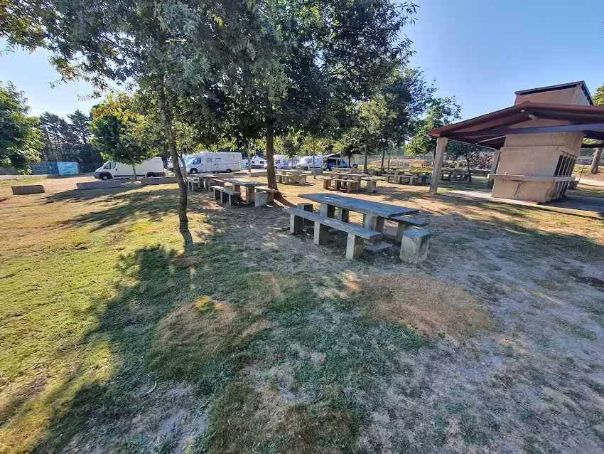 Área para Caravanas As Pedriñas