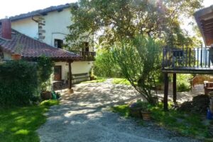 Arrieta Haundi Casa Rural y Apartamentos Rurales