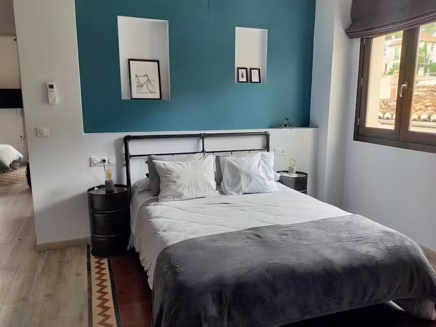 AT Santa Escolástica