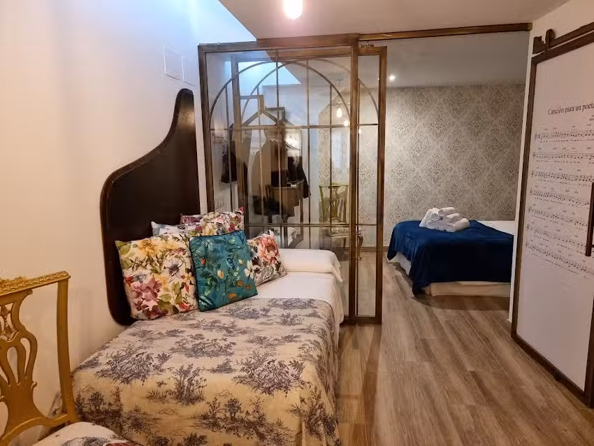 Ateneo Cuenca – Suites con cocina en el casco histórico
