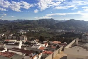 Ático Guadalhorce – Solárium Privado con barbacoa y vistas al castillo